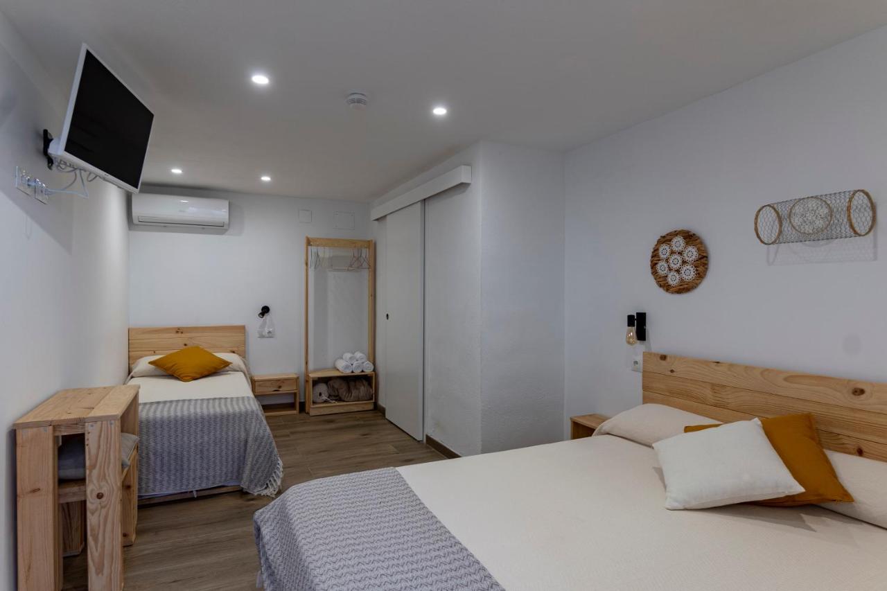 Cal Xot Guest House เอลโปเบลโนว เดล เดลตา ภายนอก รูปภาพ