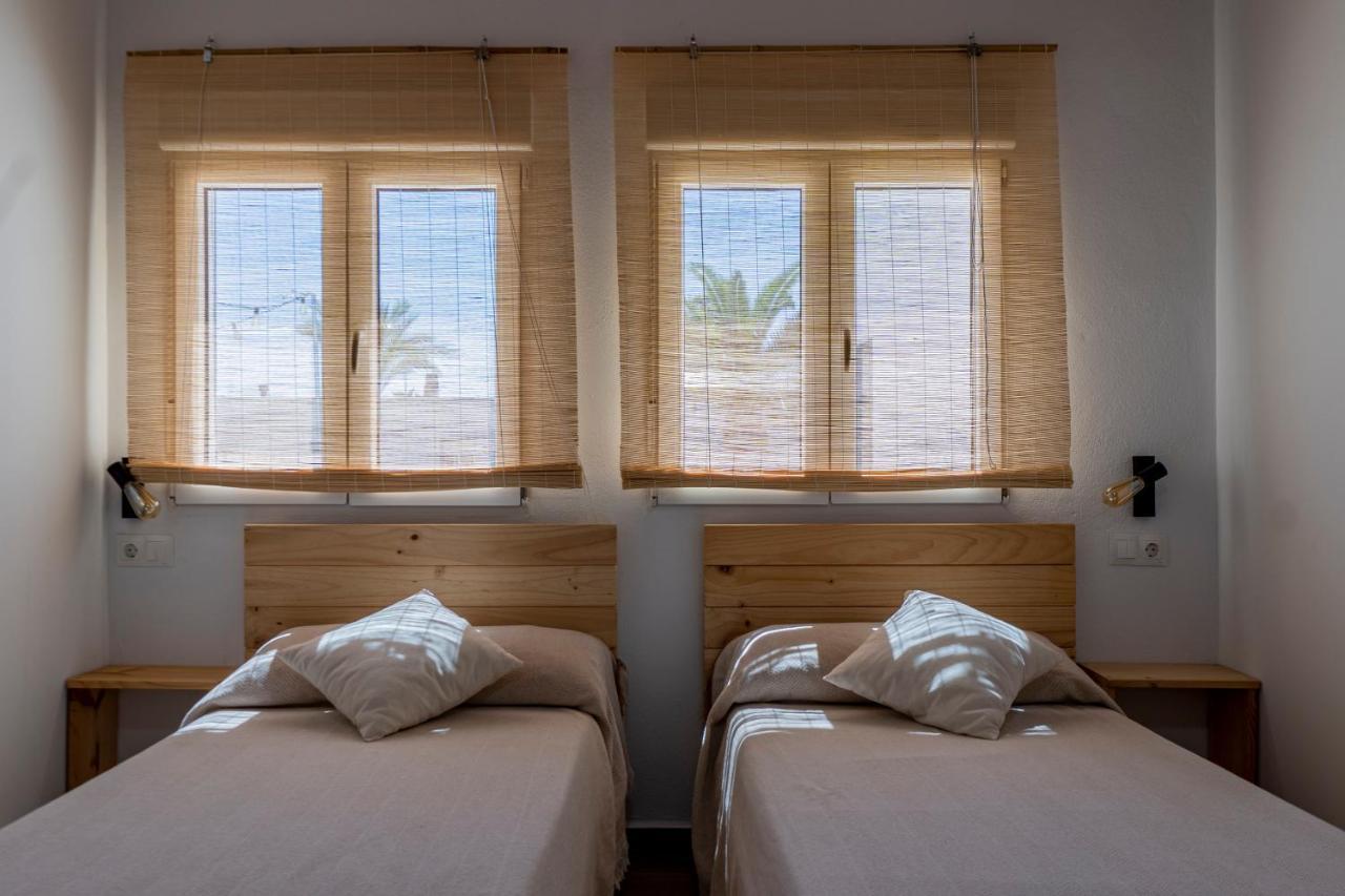 Cal Xot Guest House เอลโปเบลโนว เดล เดลตา ภายนอก รูปภาพ